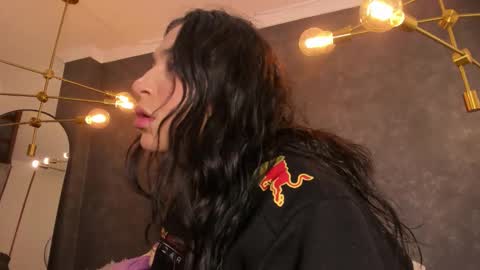 EVOLETTE ANGELS online show from 11-11-25, 06:08