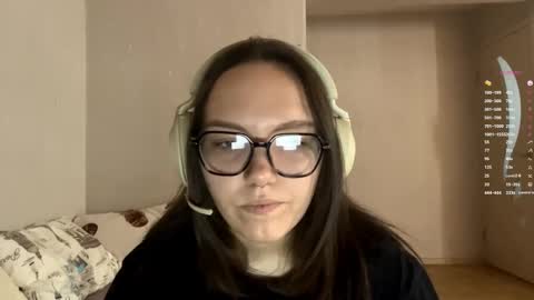 Emilia online show from 02-14-26, 05:26