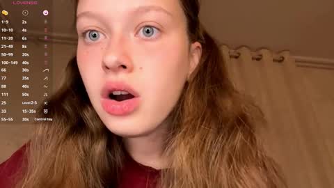 Snapshot of evonnesilvestre chatting on 09-29-25, 03:28 Eva online show from 09-29-25, 03:28