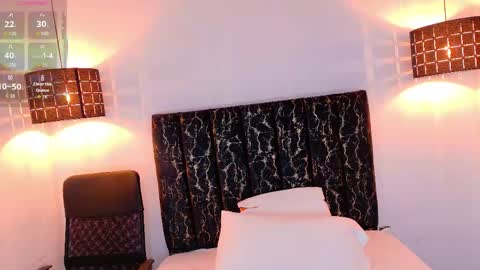 evvaa_moon online show from 05-05-26, 12:24