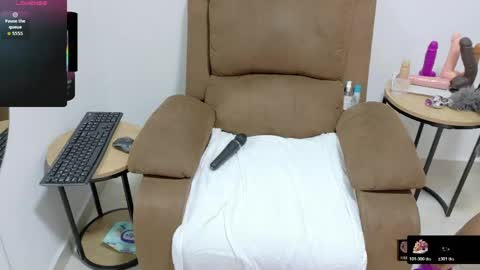 evvaa_moon online show from 06-03-26, 12:19