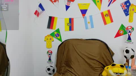 evvaa_moon online show from 06-24-26, 12:37