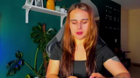EVY online show from 06-16-26, 01:30