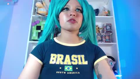 Im Evy online show from 12-15-24, 03:24