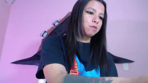 Im Evy online show from 10-01-25, 05:41