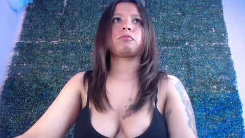 Im Evy online show from 05-05-26, 06:16