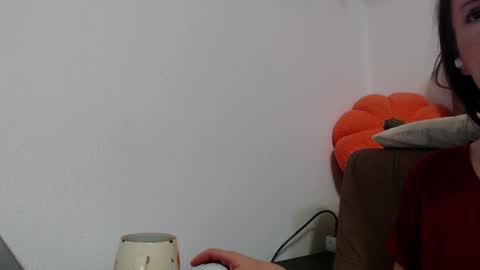 ExclusiveMilen online show from 12-12-24, 07:04