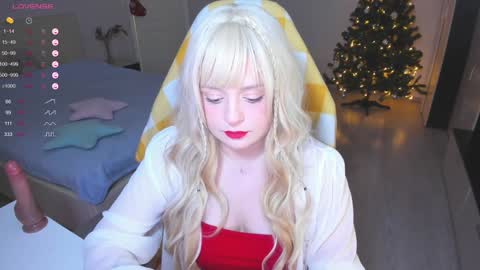 Snapshot of exhoneyangel chatting on 01-04-25, 12:05 Amy online show from 01-04-25, 12:05