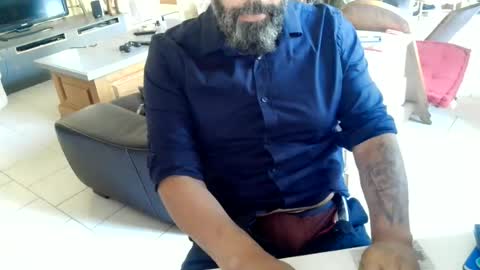 Gio online show from 06-18-26, 04:55