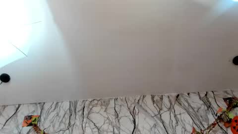 Snapshot of exotic_ebony_ chatting on 10-20-25, 07:03 Alison online show from 10-20-25, 07:03