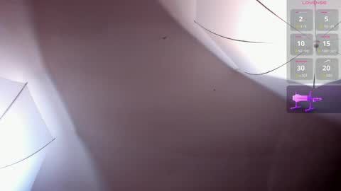 Snapshot of exotic_ebony_ chatting on 11-22-25, 08:08 Alison online show from 11-22-25, 08:08