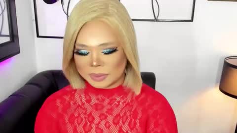 Lindsay online show from 05-27-26, 04:15