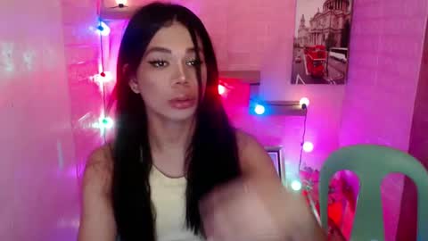 Nica online show from 12-17-24, 12:00