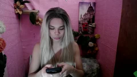 Nica online show from 02-04-25, 12:11