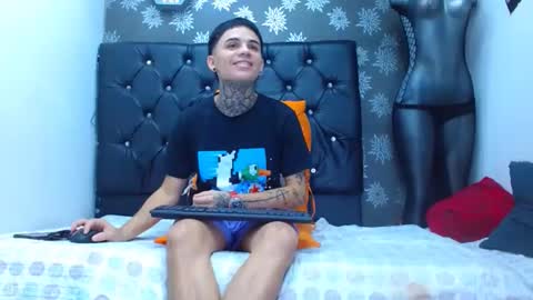 exotichot_couple online show from 01-03-25, 03:38