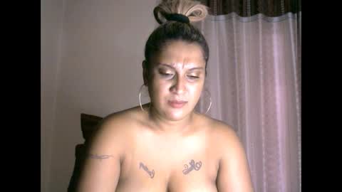 Snapshot of exoticindian37 chatting on 12-23-24, 04:17 exoticindian37 online show from 12-23-24, 04:17