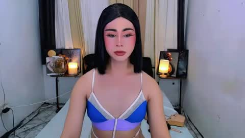 Snapshot of expensive_elise chatting on 07-02-26, 07:03 expensive_elise online show from 07-02-26, 07:03