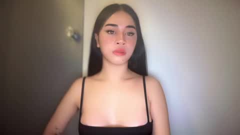 Snapshot of expensivets_chloe chatting on 03-02-26, 07:09 chloee online show from 03-02-26, 07:09