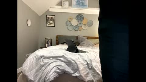 Explosivee andyy online show from 11-18-25, 03:23