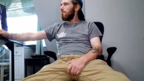 Snapshot of explosive_andyy chatting on 06-21-26, 11:24 Explosivee andyy online show from 06-21-26, 11:24