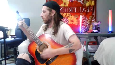 Snapshot of explosive_andyy chatting on 07-16-26, 06:47 Explosivee andyy online show from 07-16-26, 06:47