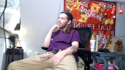 Snapshot of explosive_andyy chatting on 07-18-26, 04:05 Explosivee andyy online show from 07-18-26, 04:05