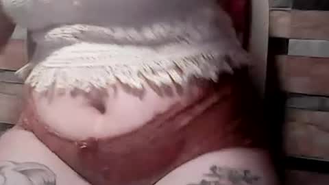 extremelydmilkyboobs online show from 08-08-26, 08:05