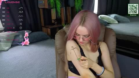 exxxcore_ online show from 10-14-25, 05:52