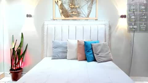      online show from 11-14-25, 07:56