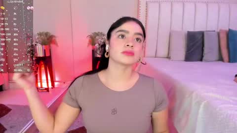 Snapshot of eyes_duque chatting on 04-21-26, 01:42 online show from 04-21-26, 01:42