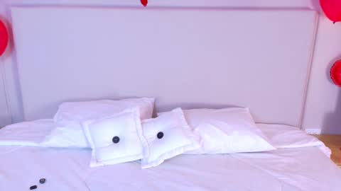 eymicooper online show from 02-16-25, 03:48