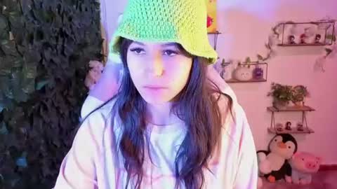Snapshot of eymmy_24 chatting on 06-20-26, 01:41 eymmy_24 online show from 06-20-26, 01:41