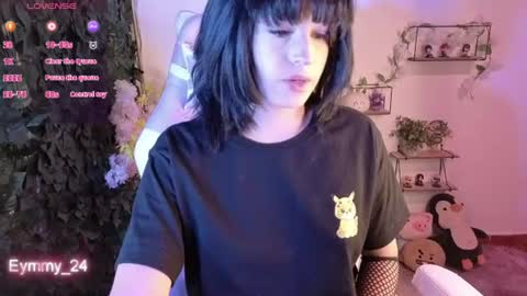 Snapshot of eymmy_24 chatting on 07-10-26, 01:43 eymmy_24 online show from 07-10-26, 01:43