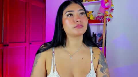 Emily online show from 10-10-25, 02:49