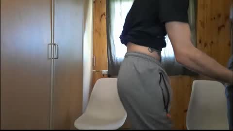 Snapshot of ezeandpe chatting on 03-17-26, 06:00 ezeandpe online show from 03-17-26, 06:00