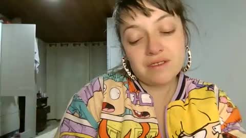 Snapshot of ezlngirl chatting on 12-07-24, 08:33 Aimee online show from 12-07-24, 08:33