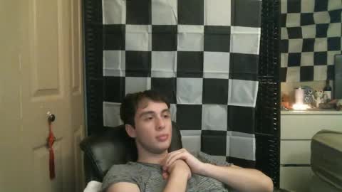 Ezra Naamah online show from 01-14-25, 01:58