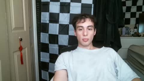 Ezra Naamah online show from 01-19-25, 06:43