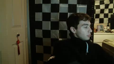 Ezra Naamah online show from 01-22-25, 12:06