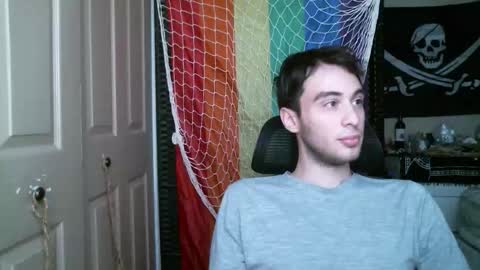 Ezra Naamah online show from 02-18-26, 04:03