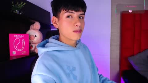 Juan online show from 02-05-26, 04:17