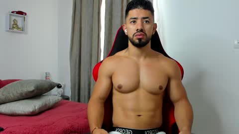 Ezzio Scolaro online show from 02-02-26, 12:04