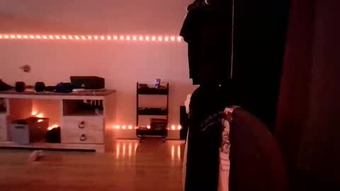 Snapshot of ezzteban935 chatting on 04-18-26, 12:25 ezzteban935 online show from 04-18-26, 12:25