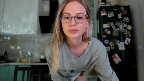  if you dont have fansly account yet use this link to registration    online show from 02-11-25, 11:21