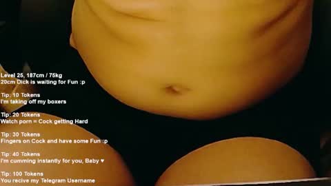 Snapshot of f1reb0y chatting on 07-25-26, 04:21 f1reb0y online show from 07-25-26, 04:21