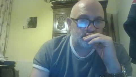 f1zzeek online show from 05-07-26, 01:00