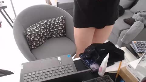 Snapshot of f3mdomlover chatting on 09-27-25, 11:04 F3mdomlover online show from 09-27-25, 11:04