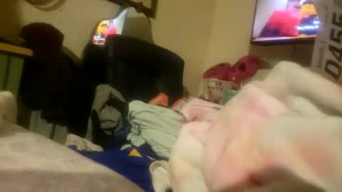 Snapshot of f_fosc42 chatting on 10-13-25, 10:54 f_fosc42 online show from 10-13-25, 10:54