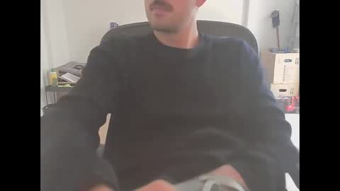 Snapshot of fabian_196 chatting on 09-30-25, 11:04 Call me bitch online show from 09-30-25, 11:04