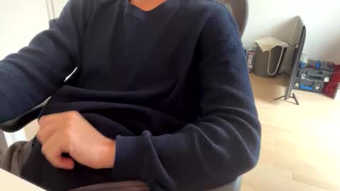 Snapshot of fabian_196 chatting on 10-16-25, 09:32 Call me bitch online show from 10-16-25, 09:32